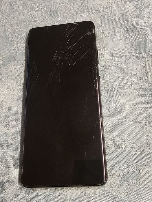 Vând Samsung Galaxy S21ultra 5G