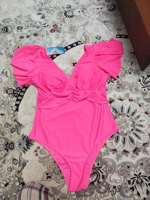 Купальник на 50 размер производства Китай