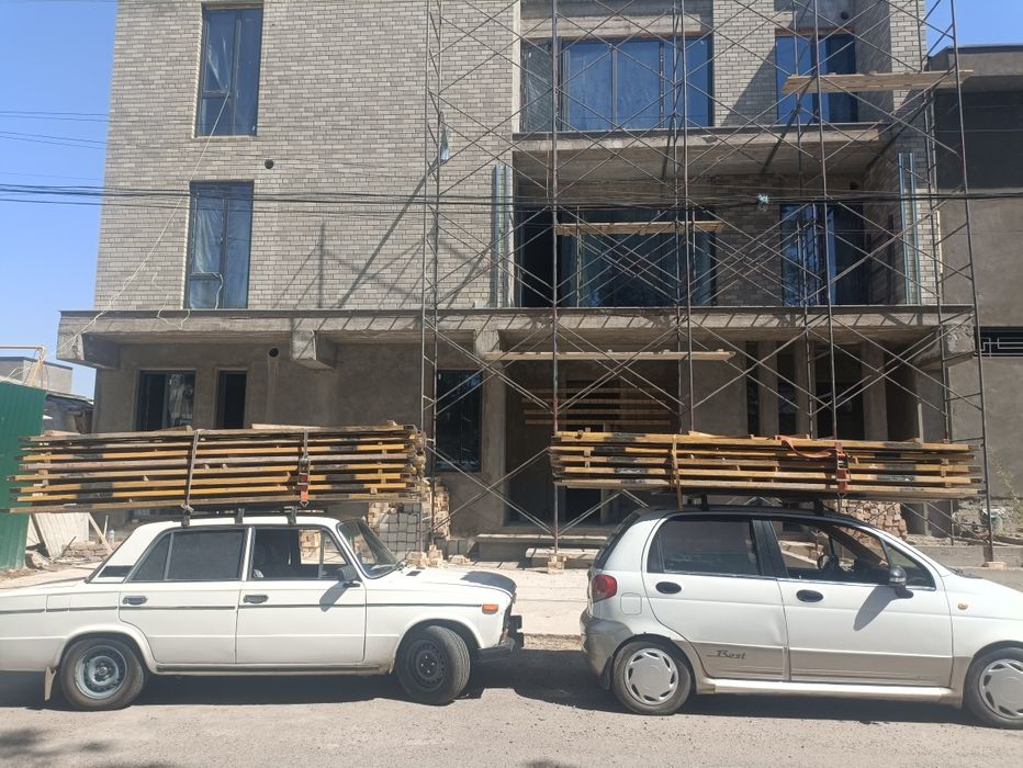 Lesa Apolovka  arenda sotuvgayam bor keng asartimentda