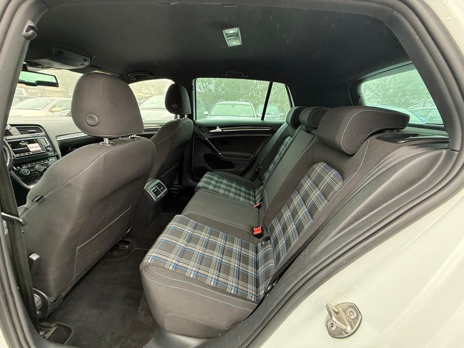 Golf 7 GTE 2016 DSG 204CP (1.4i+Plug-in Hybrid)