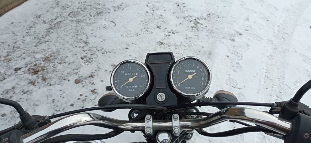 Продаётся мотоцикл Racer , все документы.