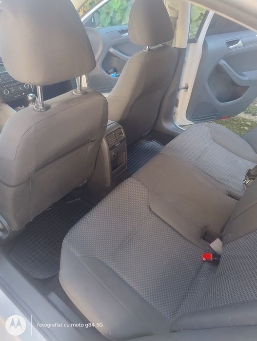 VOLKSWAGEN Jetta 2011 — imagine 4