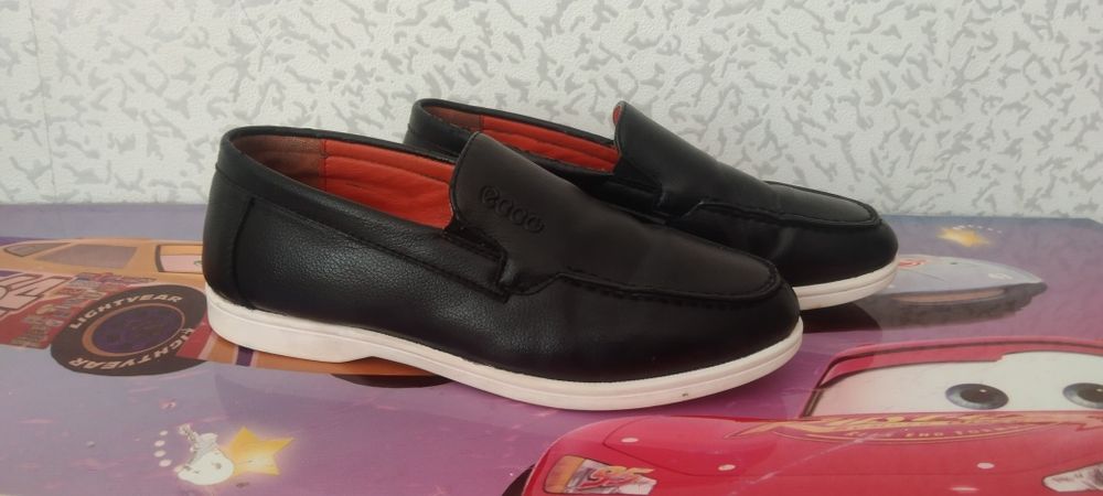 Продам обувь для мальчика