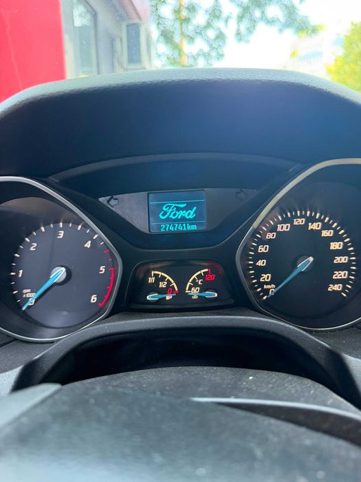 Ford Focus 2012  / 1.6 TDI * Krom Amanet Margeanului *