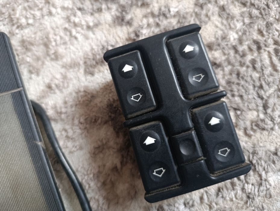 От БМВ Е34 подсветка пульт