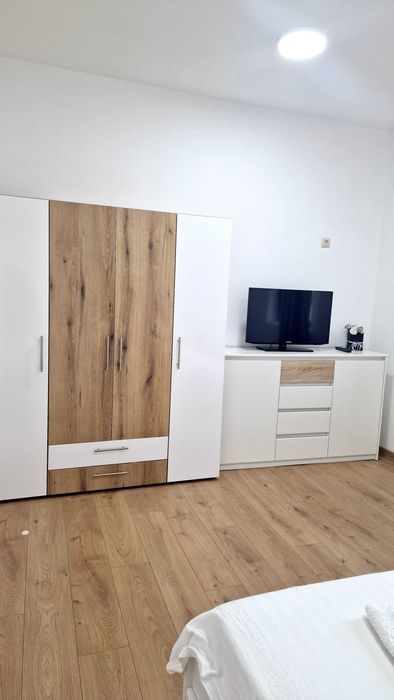 Къща 3-стаена в Виница. Долгосрочно. Краткосрочно