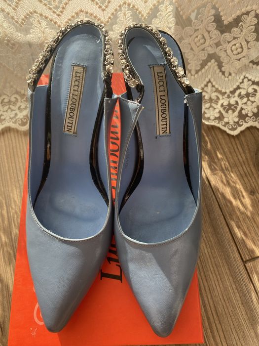 Бесплатно даром туфли 36 р