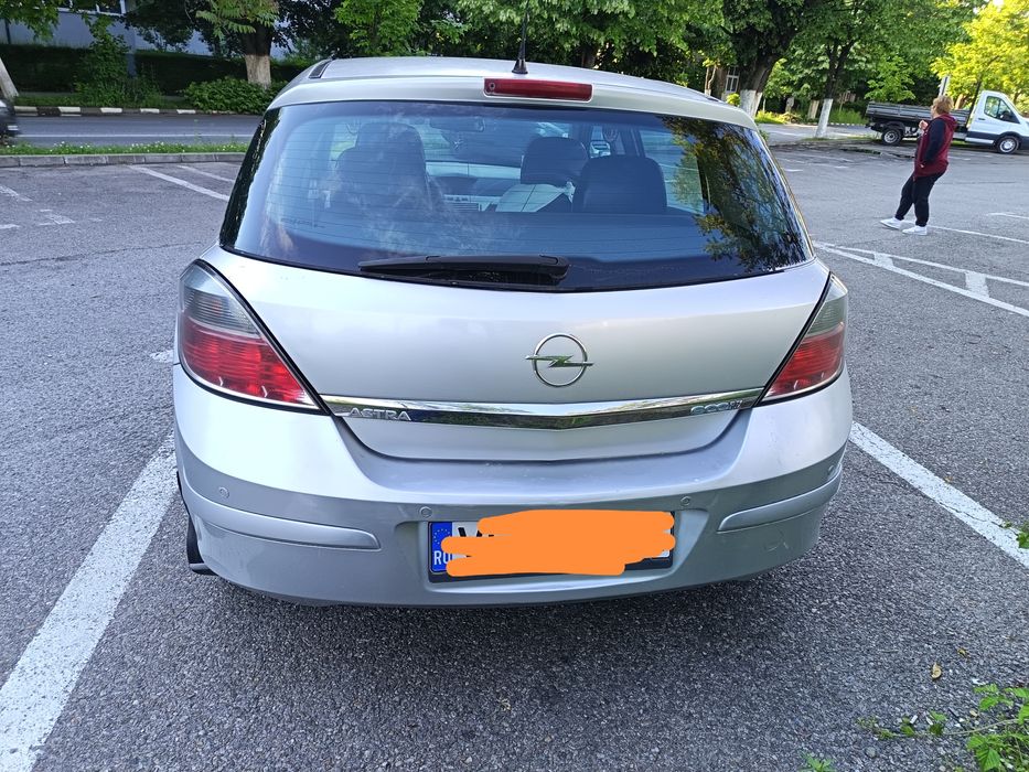 Opel Astra H  2009