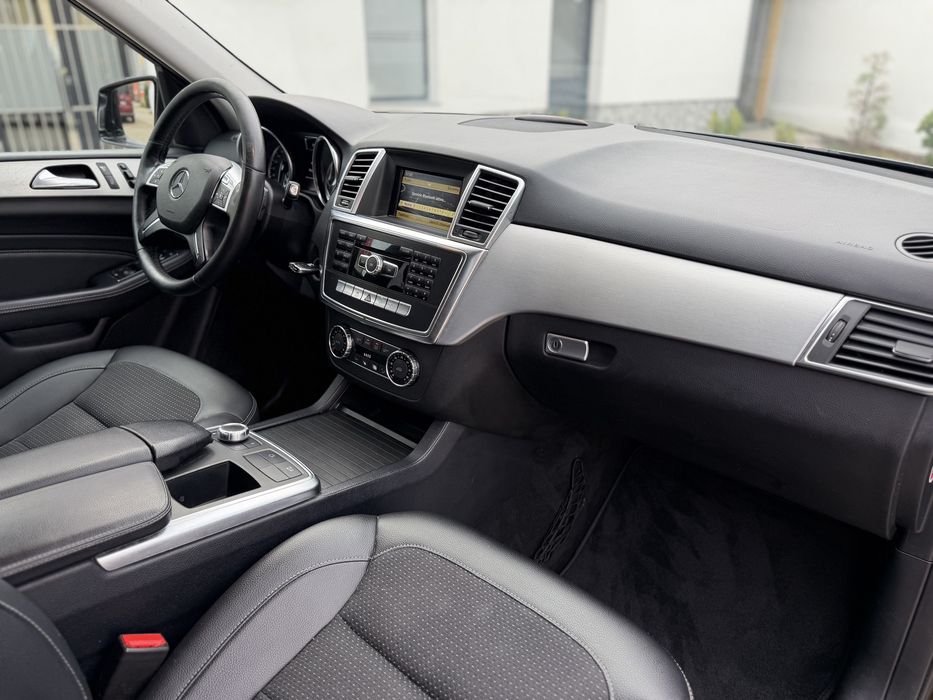Vand Mercedes ML An 2012 motor 2.2 Diesel