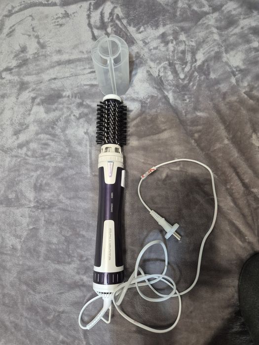 Четка за изправяне с горещ въздух Rowenta