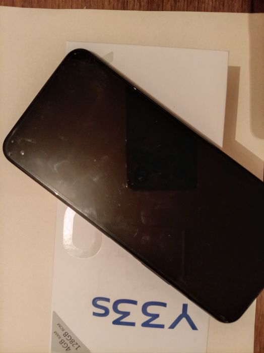 Продаётся телефон