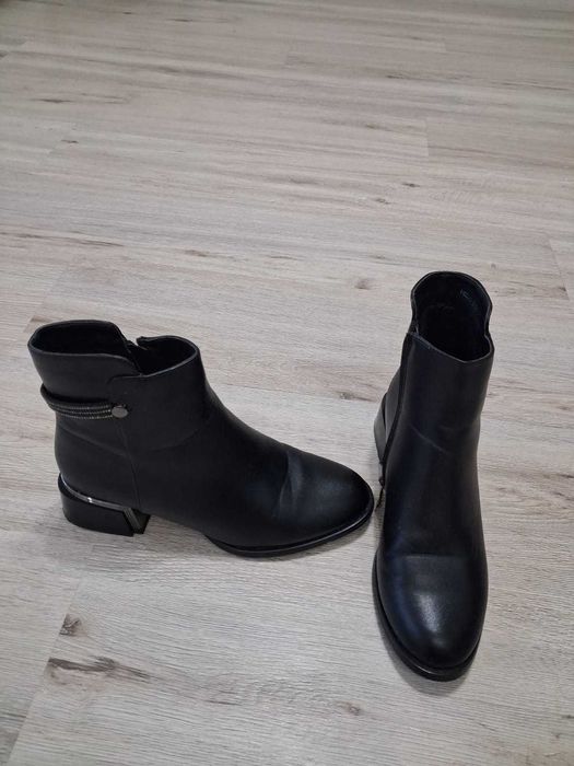 Ботинки женские, новые