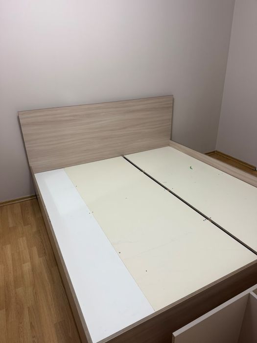 Продам кровать двух спалка 180/200