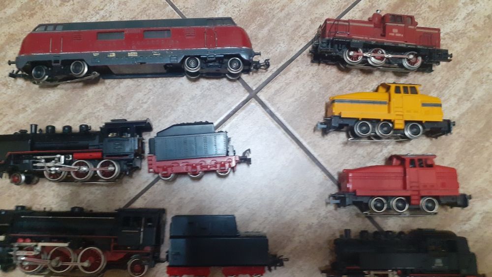 Locomotive Marklin trenulet electric scara HO