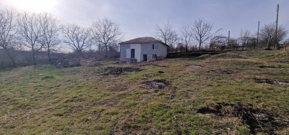 Продава се Къща в с. Пороище, Област Разград - 73 кв.м за 162 €/кв.м - Снимка #2