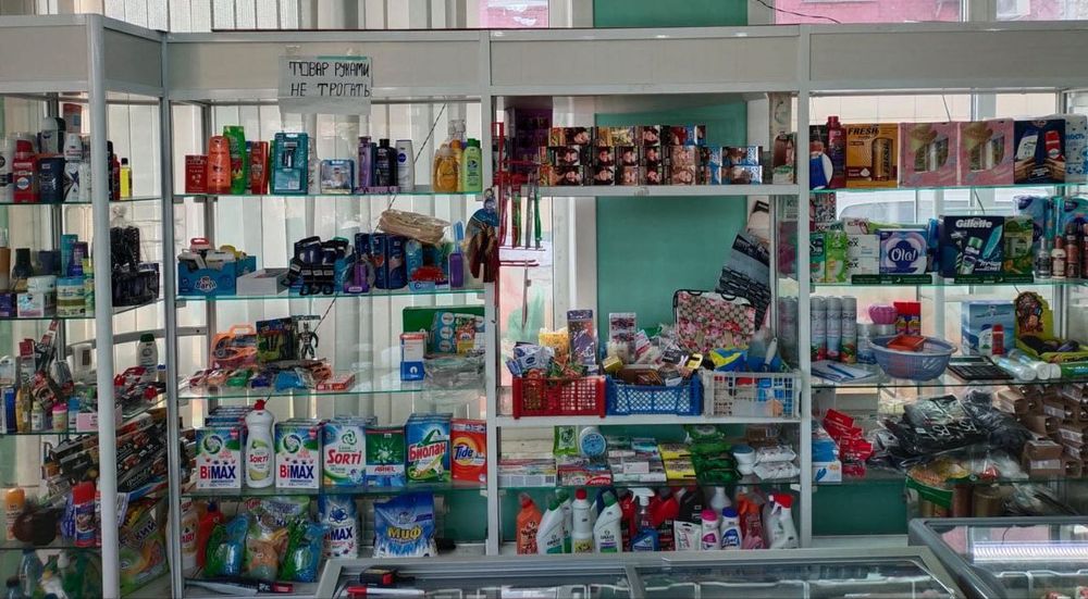 Витринный стеллаж