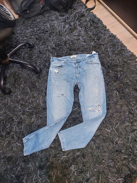 Blugi băieți cumpărați din Pull&Bear