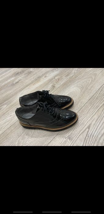 Продам обувь 35-36р