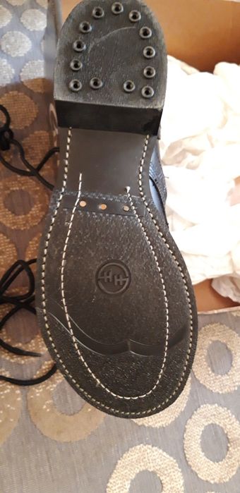 Кожаные берцы черные