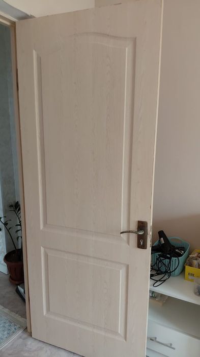 Есік сатылады тез арада!