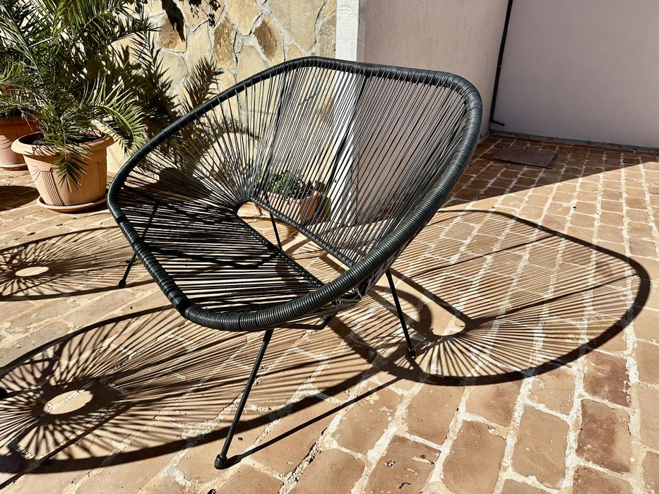 Продавам градински диван