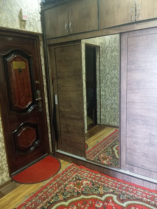 Srochno Kvartira sotiladi!