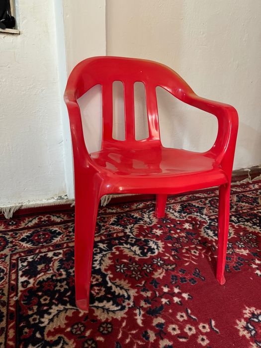 Продам совпластитал кресло