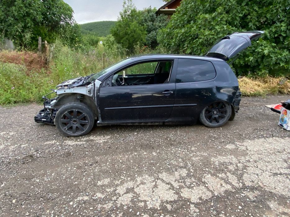 Golf 5 1.4TSI 140hp BKY пали и върви само на части