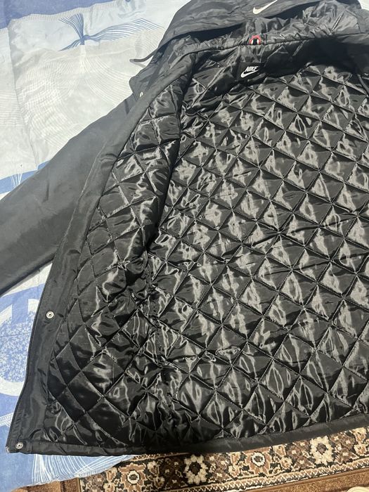 Зимно яке на марката nike