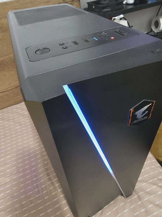 PC Gaming i5 10600k OC 5.0, Rx 6700XT 12gb, 16 gb ram, cs 2 250-350fps