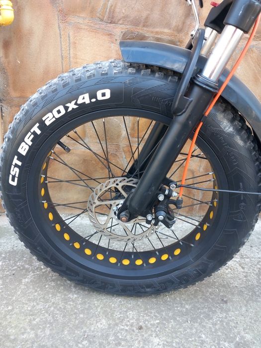 Vând bicicletă pliabilă ( bicicleta a fost electrică dar acum este normală!