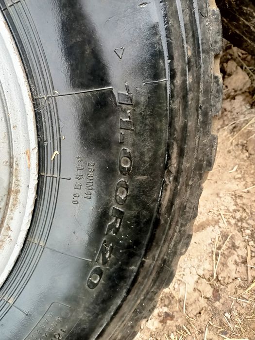 Балонддар сатылады бу 11 00 R 20