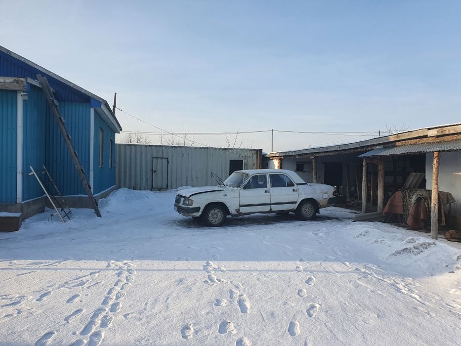 Дом с откормочной базой