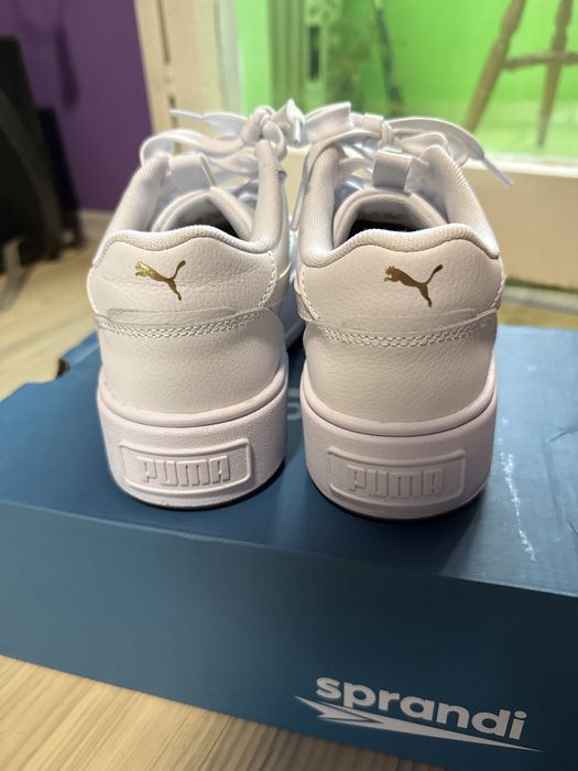 Дамски бели маратонки Puma 38 номер