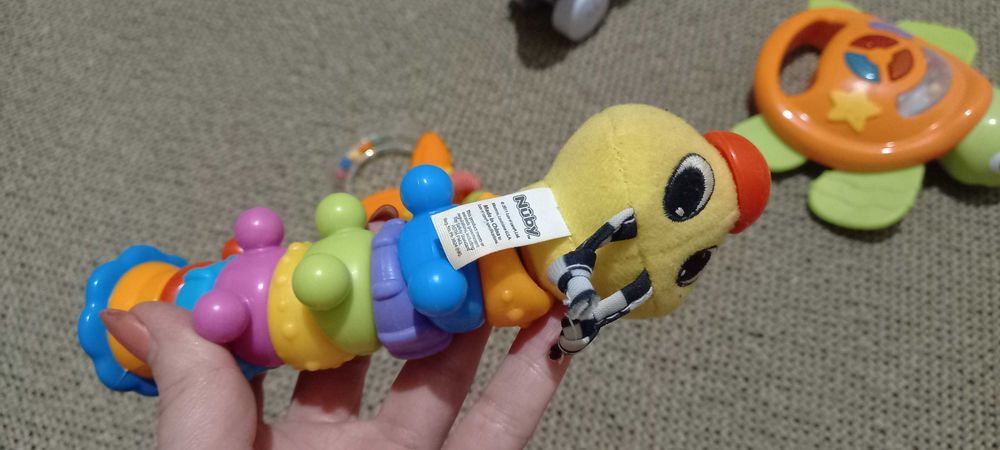 Игрушки для младенцев