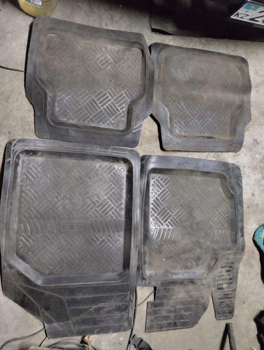 Коврики Мерседес 190