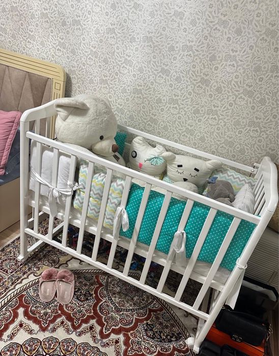 Детская кроватка