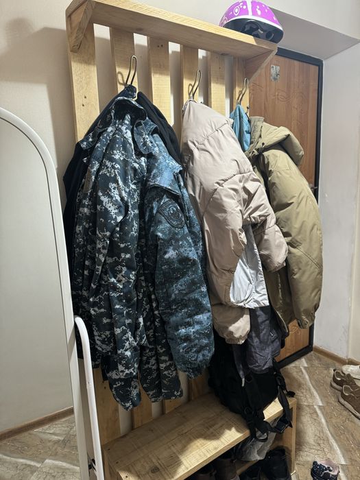 Продам вешалку для одежы  за 5 тыс
