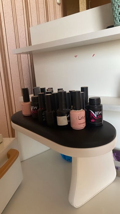 Продам все для маникюра