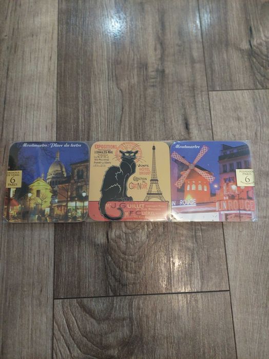 Дървени подложки за чаши с различни картинки