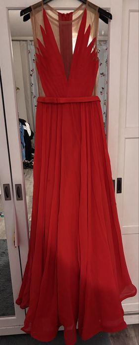 Vand rochie deosebita Ana Radu