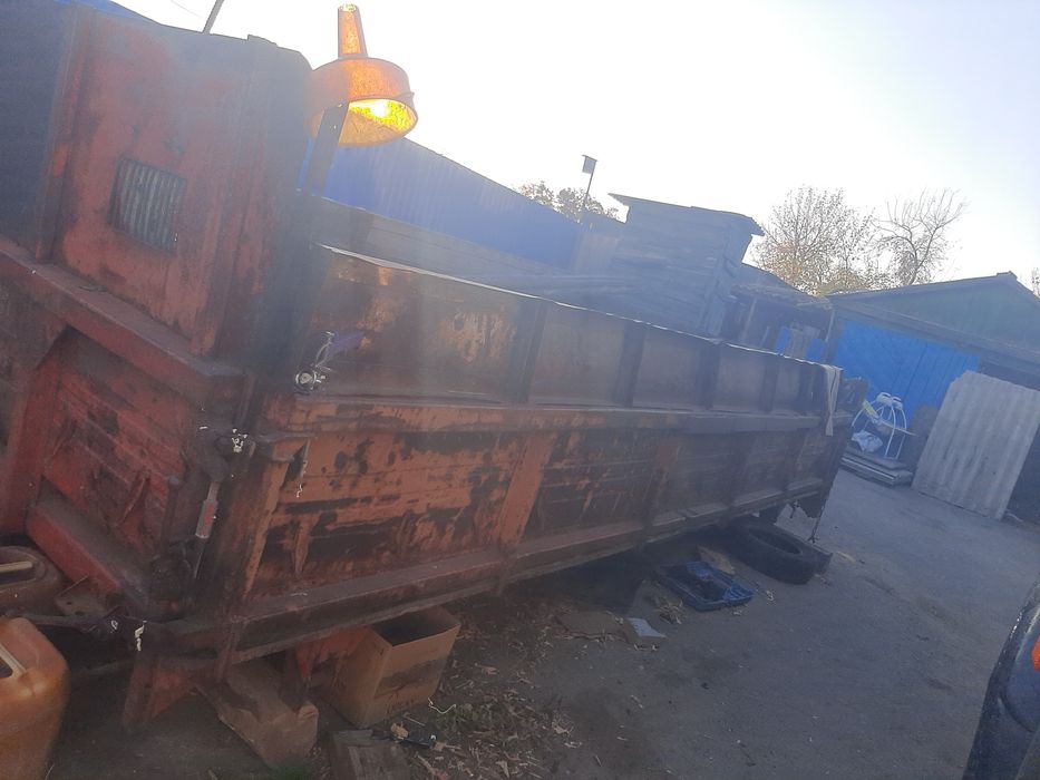Продам кузов 55102