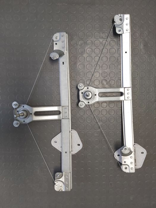 Стъклоповдигач Дачия Логан