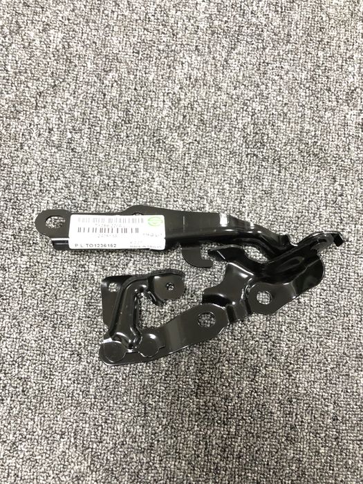 Петли капота Камри 40 45