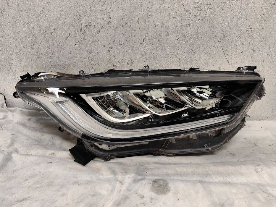 Оригинален фар Тойота Ярис  Toyota Yaris  Full Led