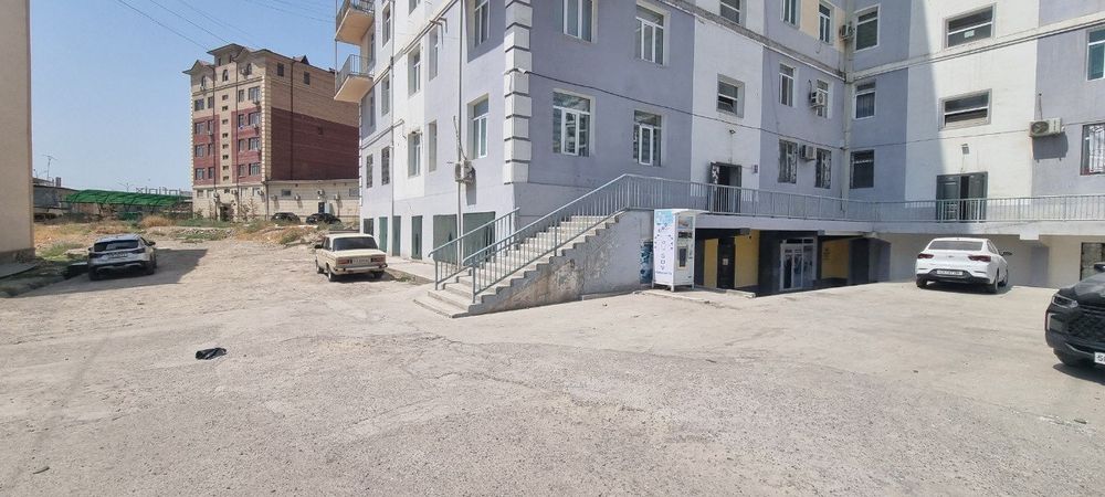Офес ва склад учун шахар марказидан нотурар бино
