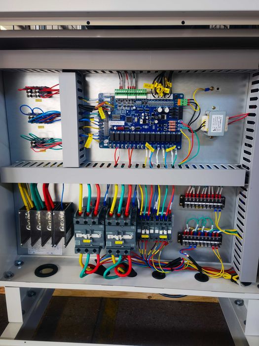 Чиллер 130кВт (Охлаждения и Отопления)