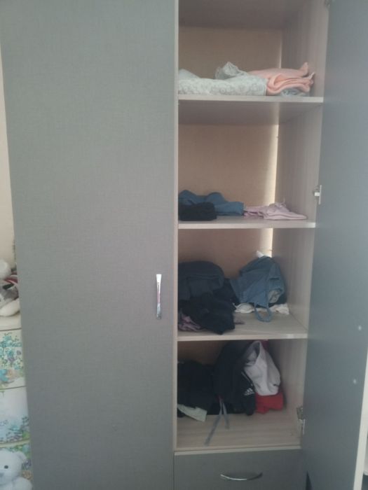 Продам шкаф б/у  серый