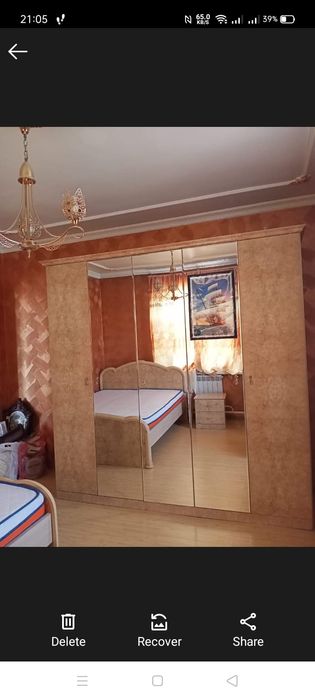 Продам спальный гарнитур