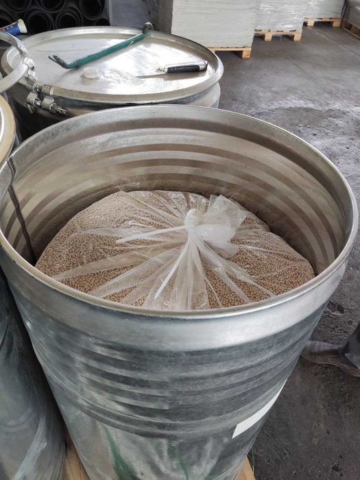 Цеолит-Силикагель для очистки и осушки газов, масел.